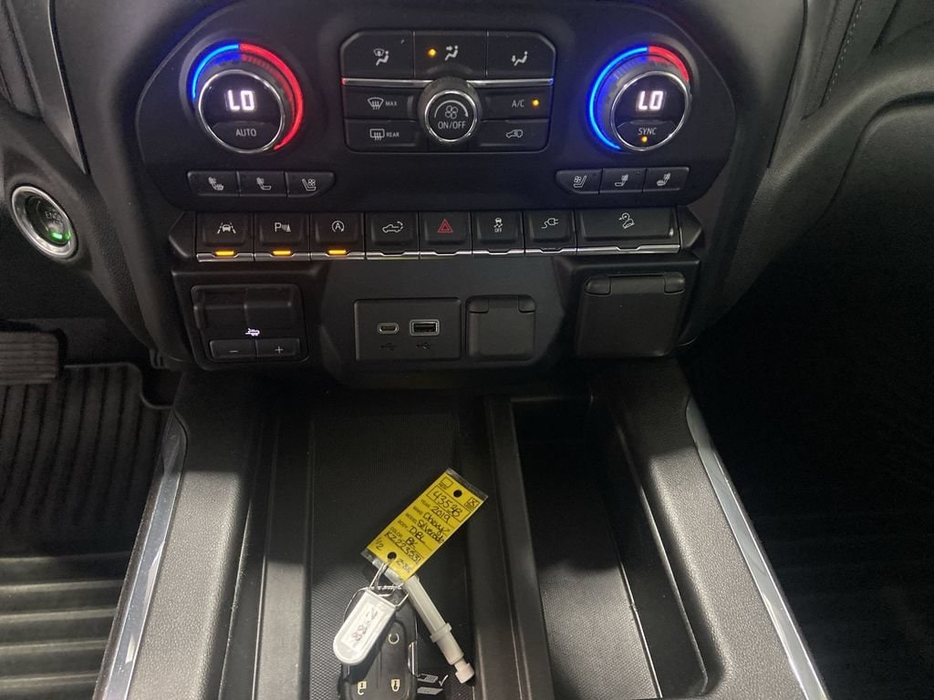 2019 Chevrolet Silverado 1500 LTZ - Photo 18