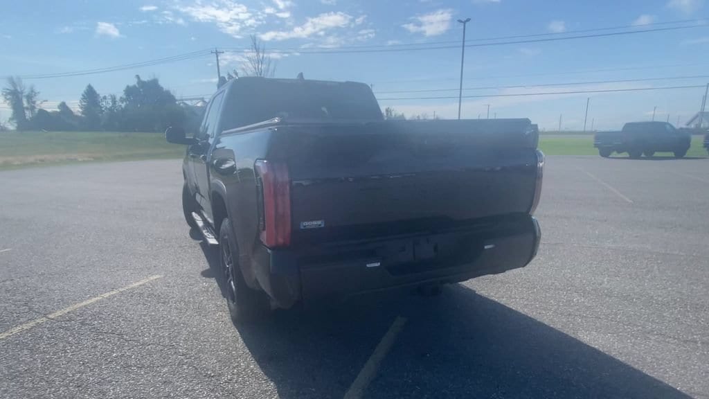 2025 Toyota Tundra Limited - Photo 6