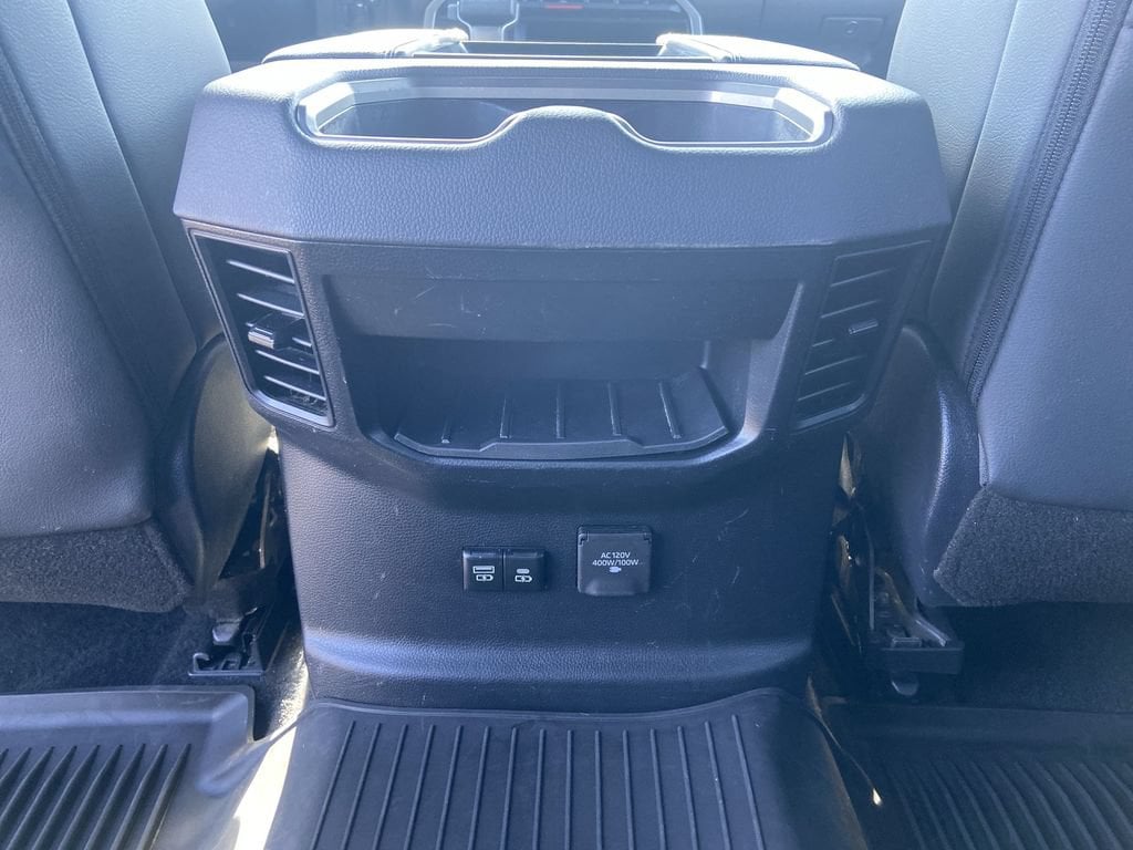2025 Toyota Tundra Limited - Photo 28