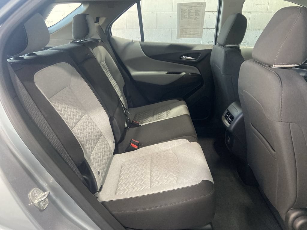 2023 Chevrolet Equinox LS - Photo 25