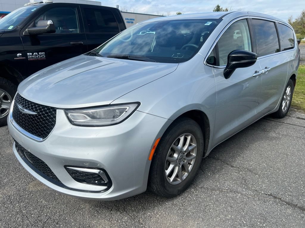 2024 Chrysler Pacifica