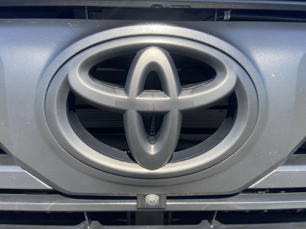 2025 Toyota Tundra Limited - Photo 37