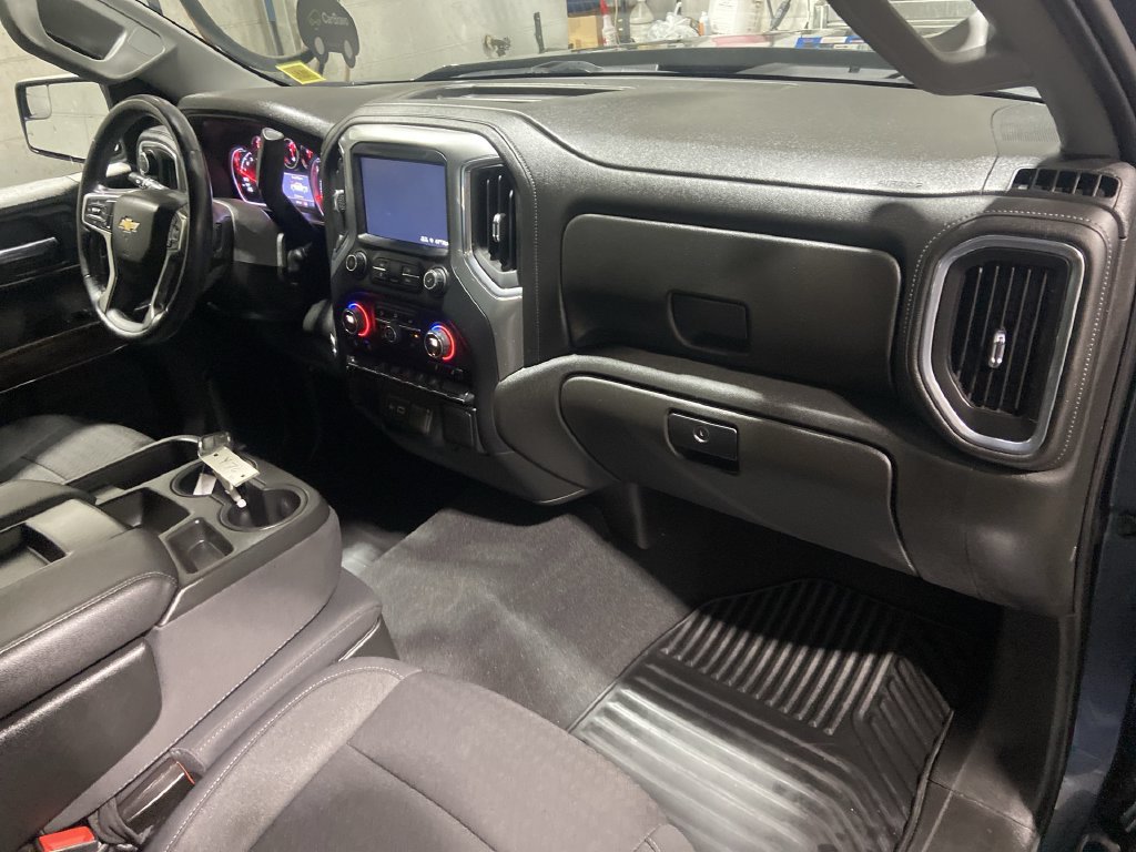 2022 Chevrolet Silverado 1500 LT - Photo 27