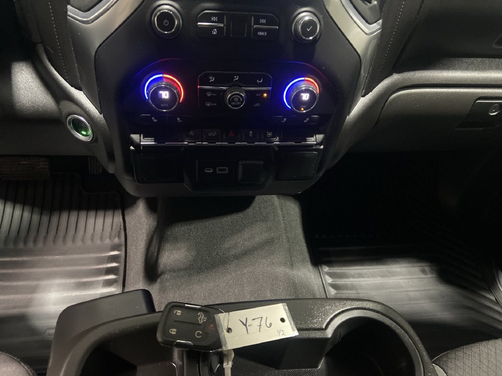2022 Chevrolet Silverado 1500 LT - Photo 18