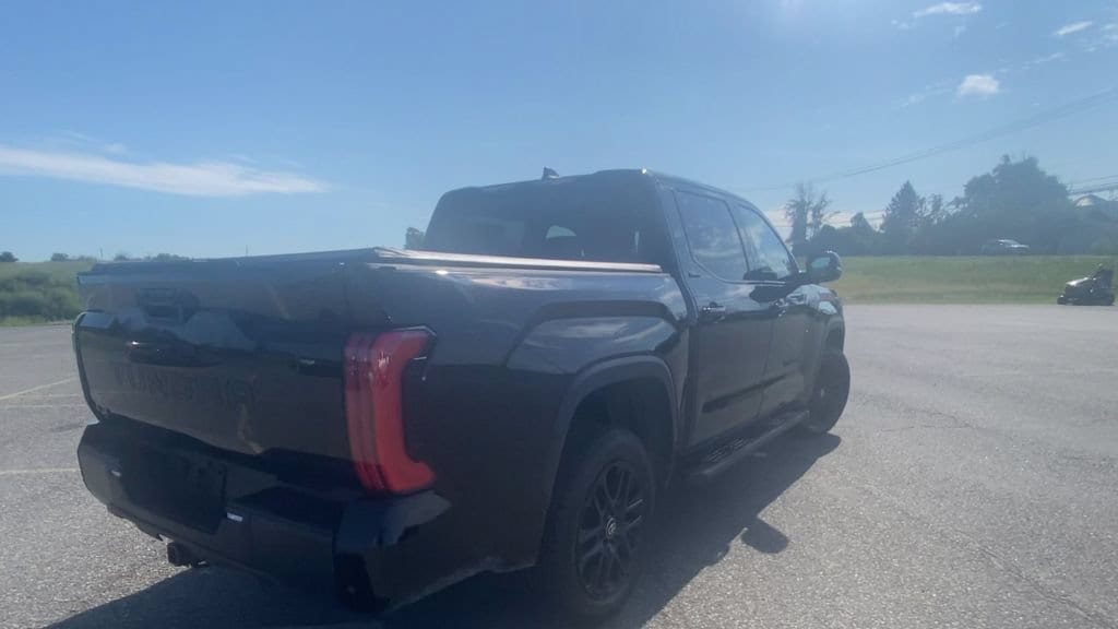 2025 Toyota Tundra Limited - Photo 7