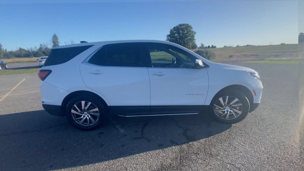2024 Chevrolet Equinox LT - Photo 9
