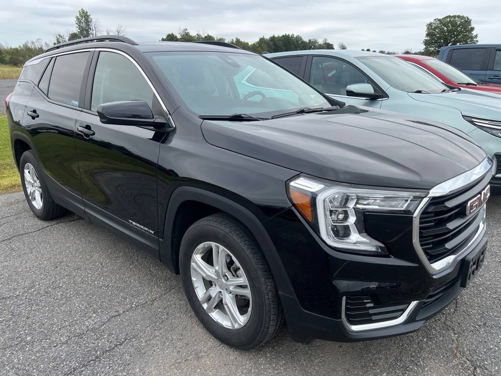 Used 2023 GMC Terrain SLE SUV
