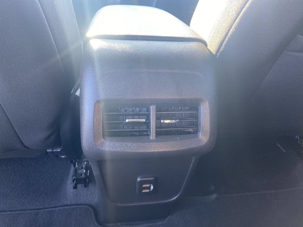 2024 Chevrolet Equinox LT - Photo 21