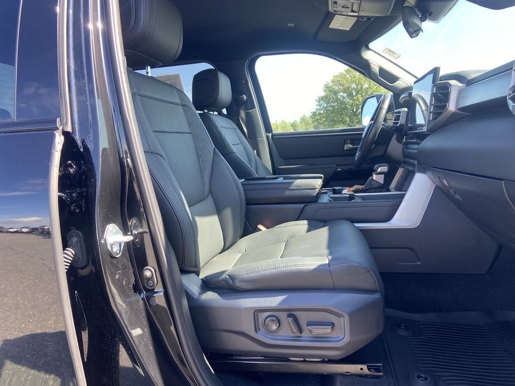 2025 Toyota Tundra Limited - Photo 34