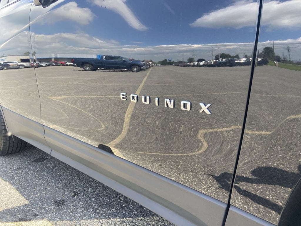 2023 Chevrolet Equinox LT - Photo 31