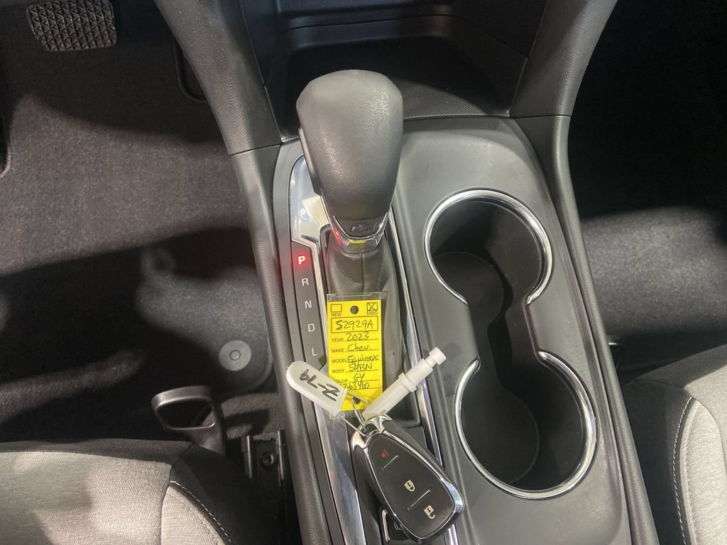 2023 Chevrolet Equinox LS - Photo 15