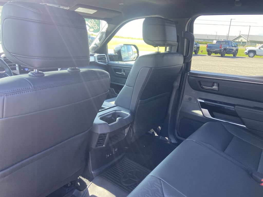 2025 Toyota Tundra Limited - Photo 10