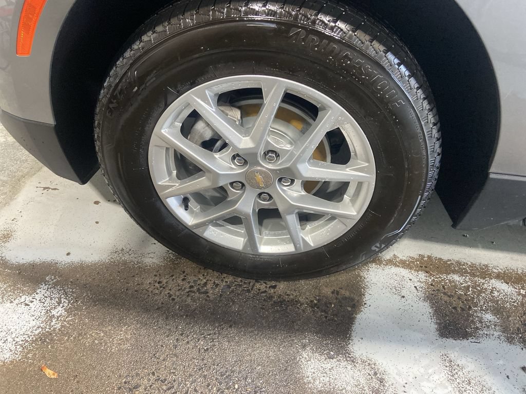 2023 Chevrolet Equinox LS - Photo 31