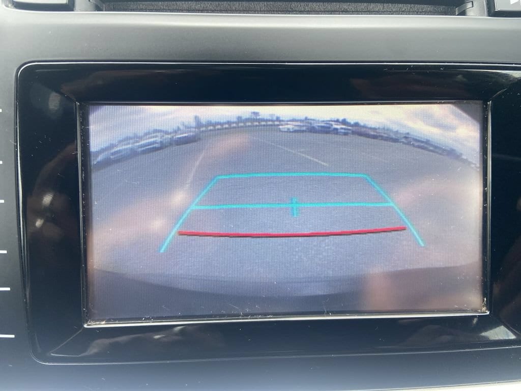 2019 Toyota Highlander LE - Photo 14