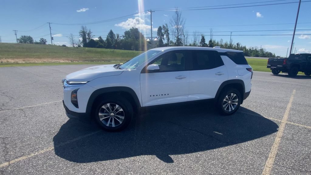 2025 Chevrolet Equinox LT - Photo 5