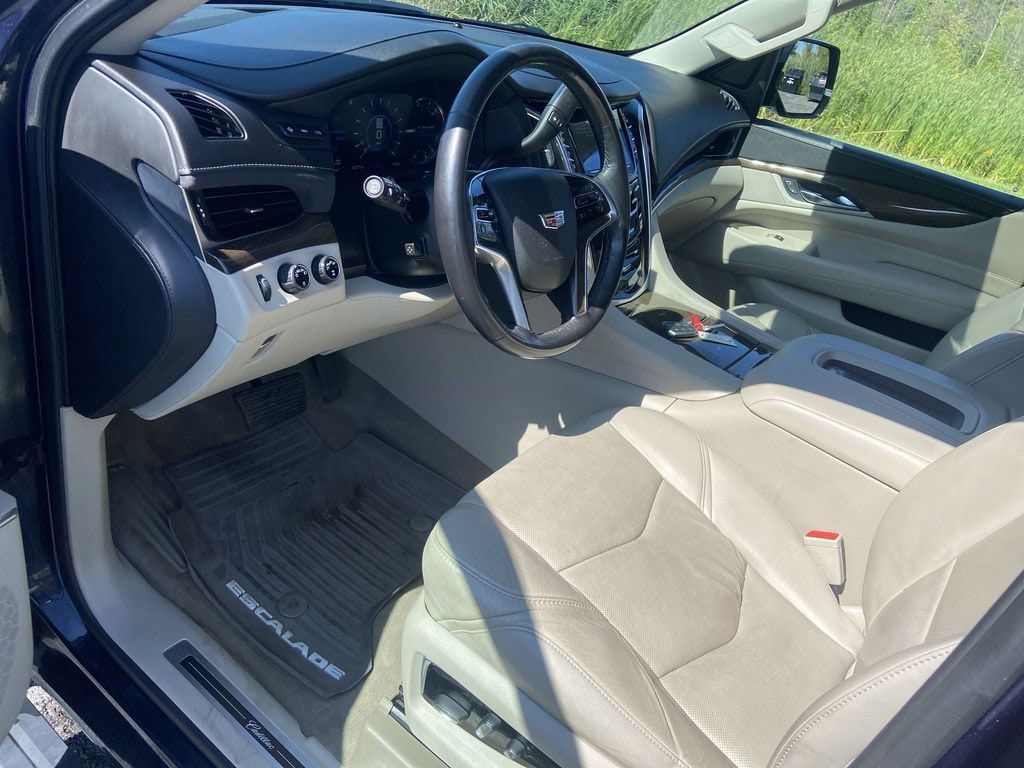 2020 Cadillac Escalade Premium Luxury - Photo 18