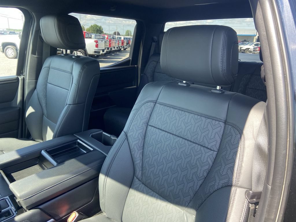 2025 Toyota Tundra Limited - Photo 16