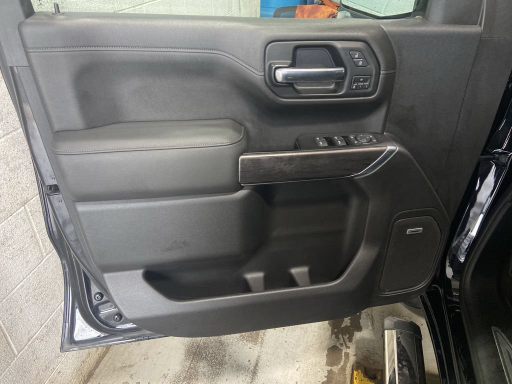 2019 Chevrolet Silverado 1500 LTZ - Photo 22