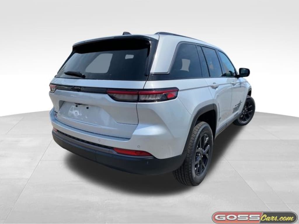 New 2026 Jeep Grand Cherokee LAREDO ALTITUDE 4X4 Sport Utility