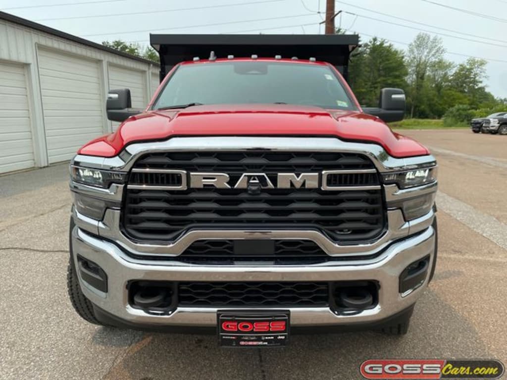 New 2026 Ram 5500 Chassis Cab TRADESMAN REGULAR 4X4 60' CA Pickup