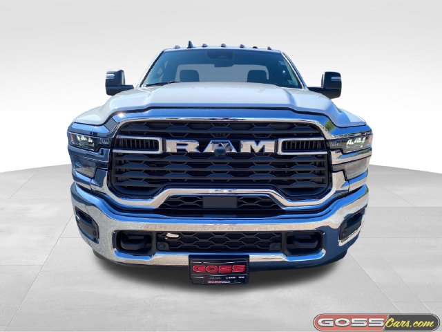 New 2026 Ram 2500 TRADESMAN REGULAR CAB 4X4 8' BOX Pickup