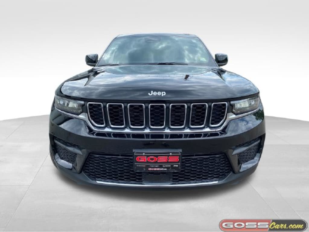 New 2026 Jeep Grand Cherokee LAREDO X 4X4 Sport Utility