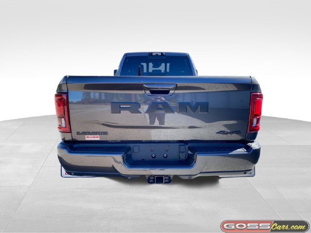 New 2027 Ram 3500 LARAMIE CREW CAB 4X4 8' BOX Pickup