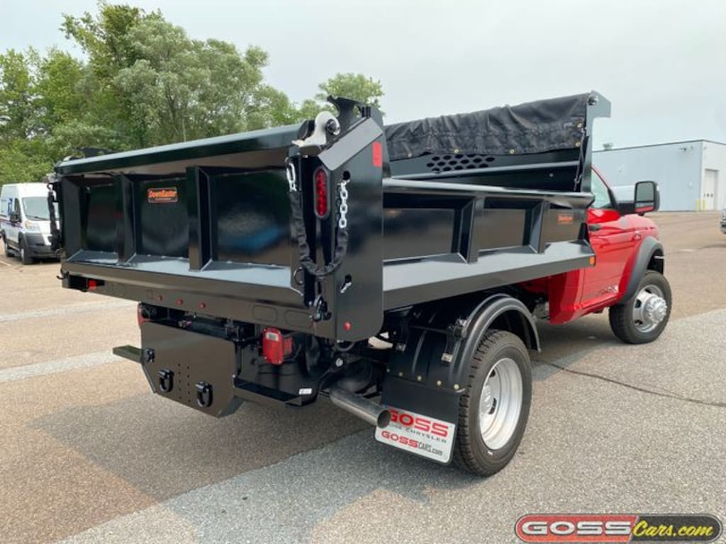 New 2026 Ram 5500 Chassis Cab TRADESMAN REGULAR 4X4 60' CA Pickup