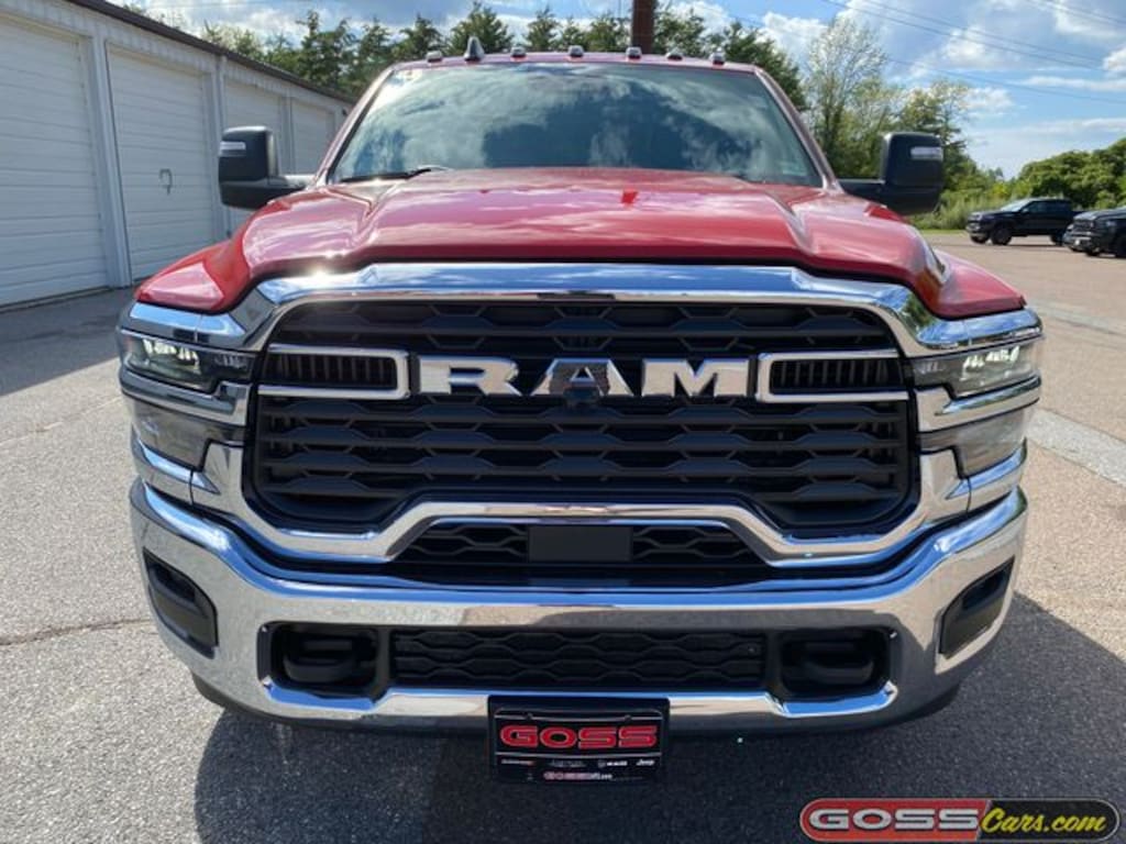 New 2026 Ram 3500 Chassis Cab TRADESMAN REGULAR 4X4 60' CA Pickup