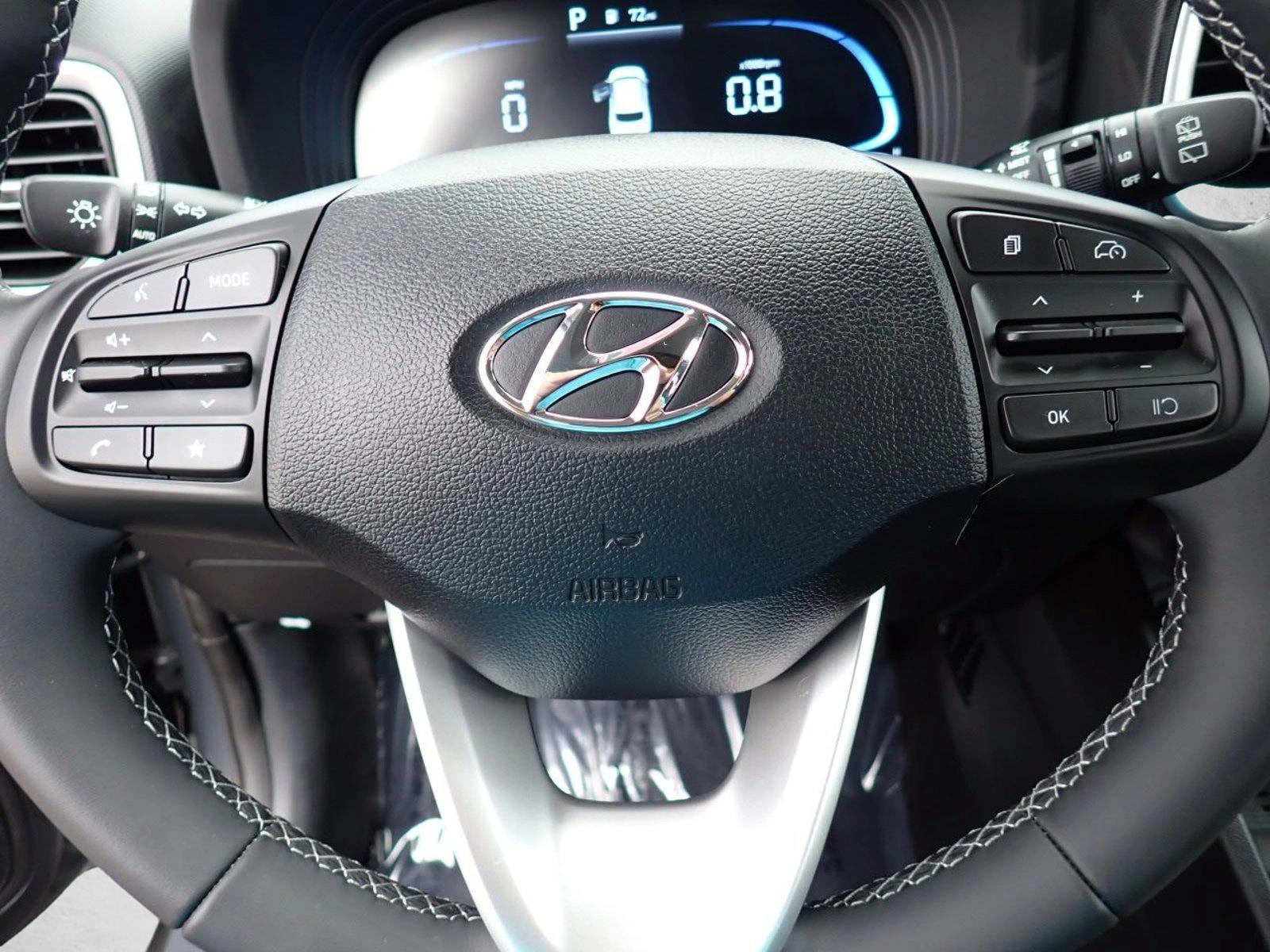 2026 Hyundai Venue SEL - Photo 15