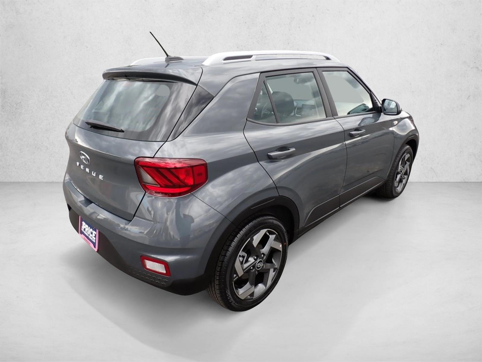 Used 2026 Hyundai Venue SEL SUV