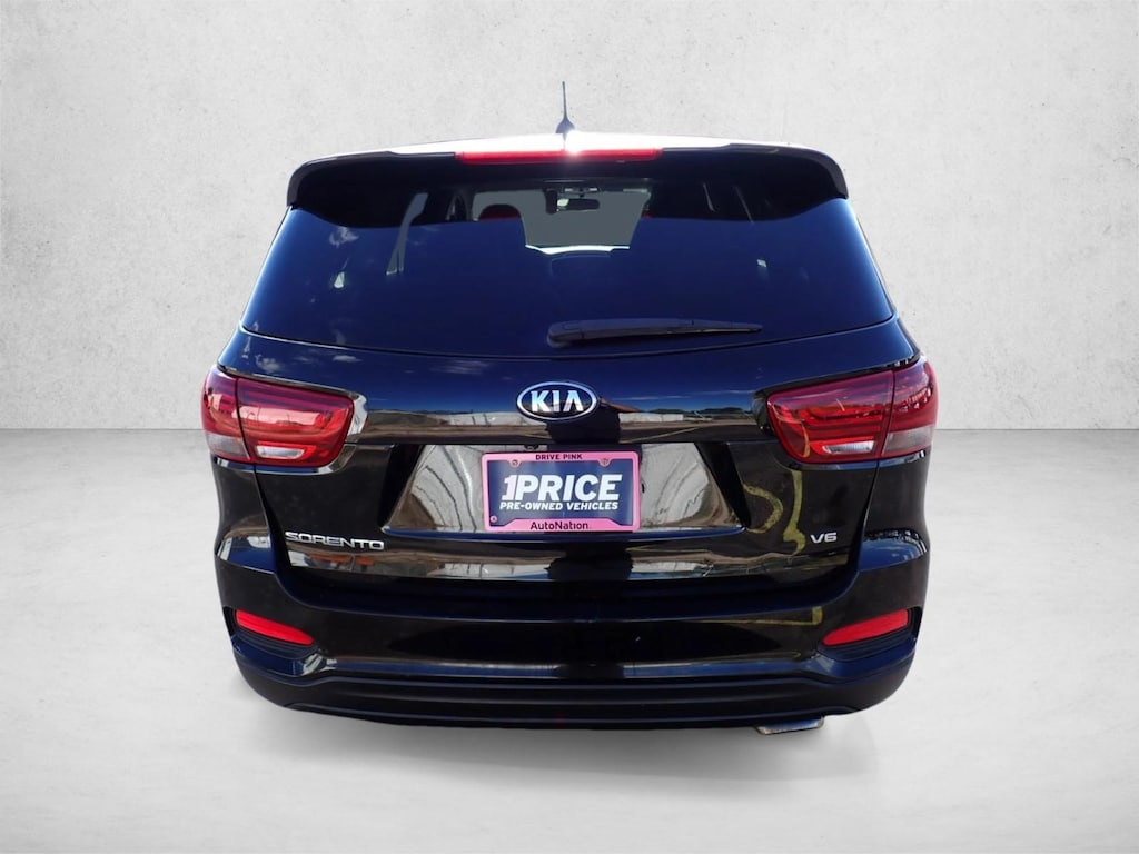 Used 2019 Kia Sorento LX V6 SUV