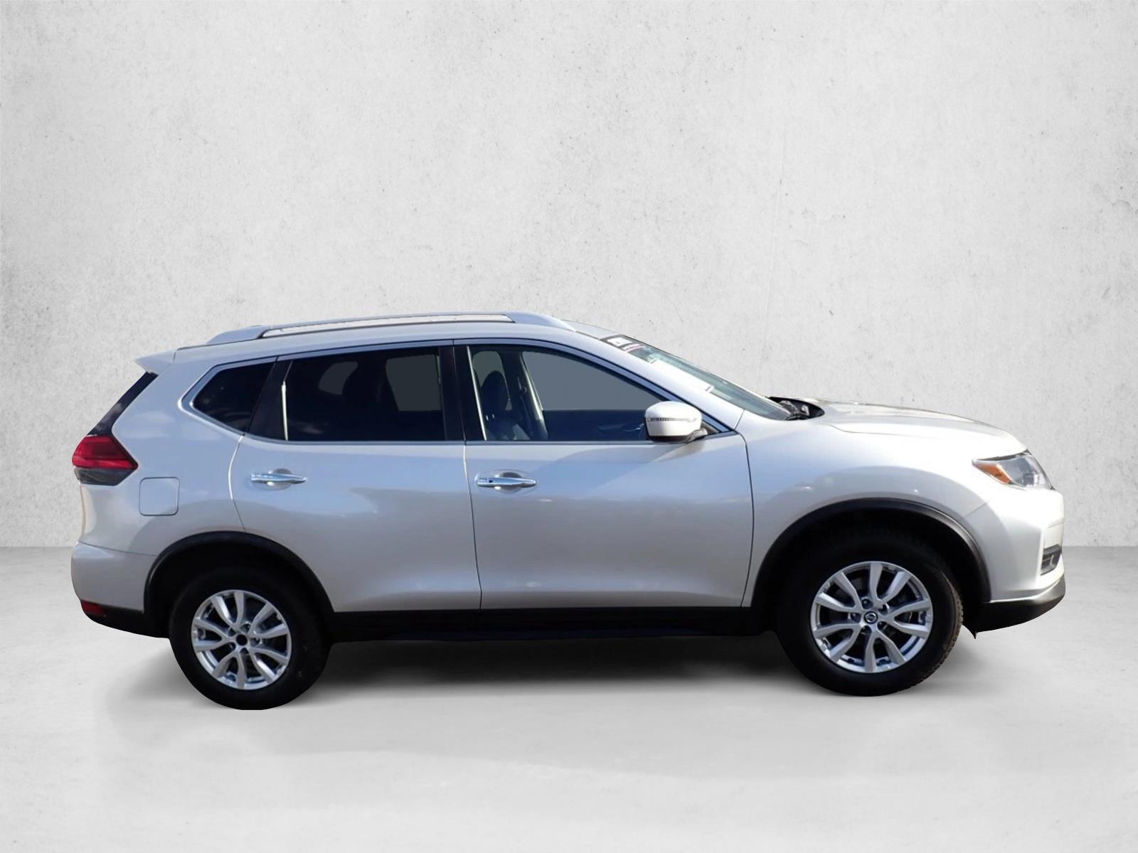 Used 2017 Nissan Rogue SV SUV