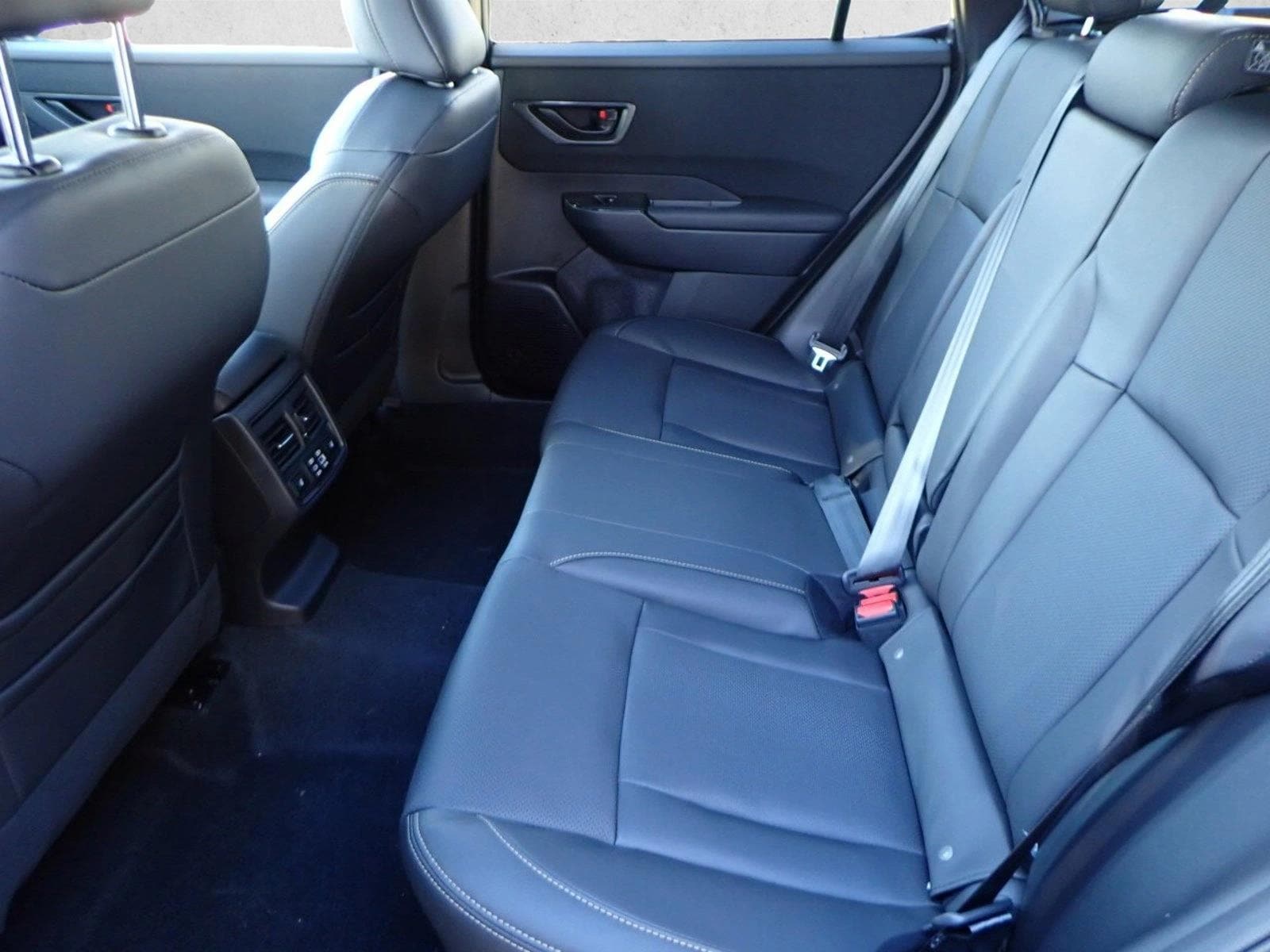 2026 Subaru Outback Limited - Photo 10