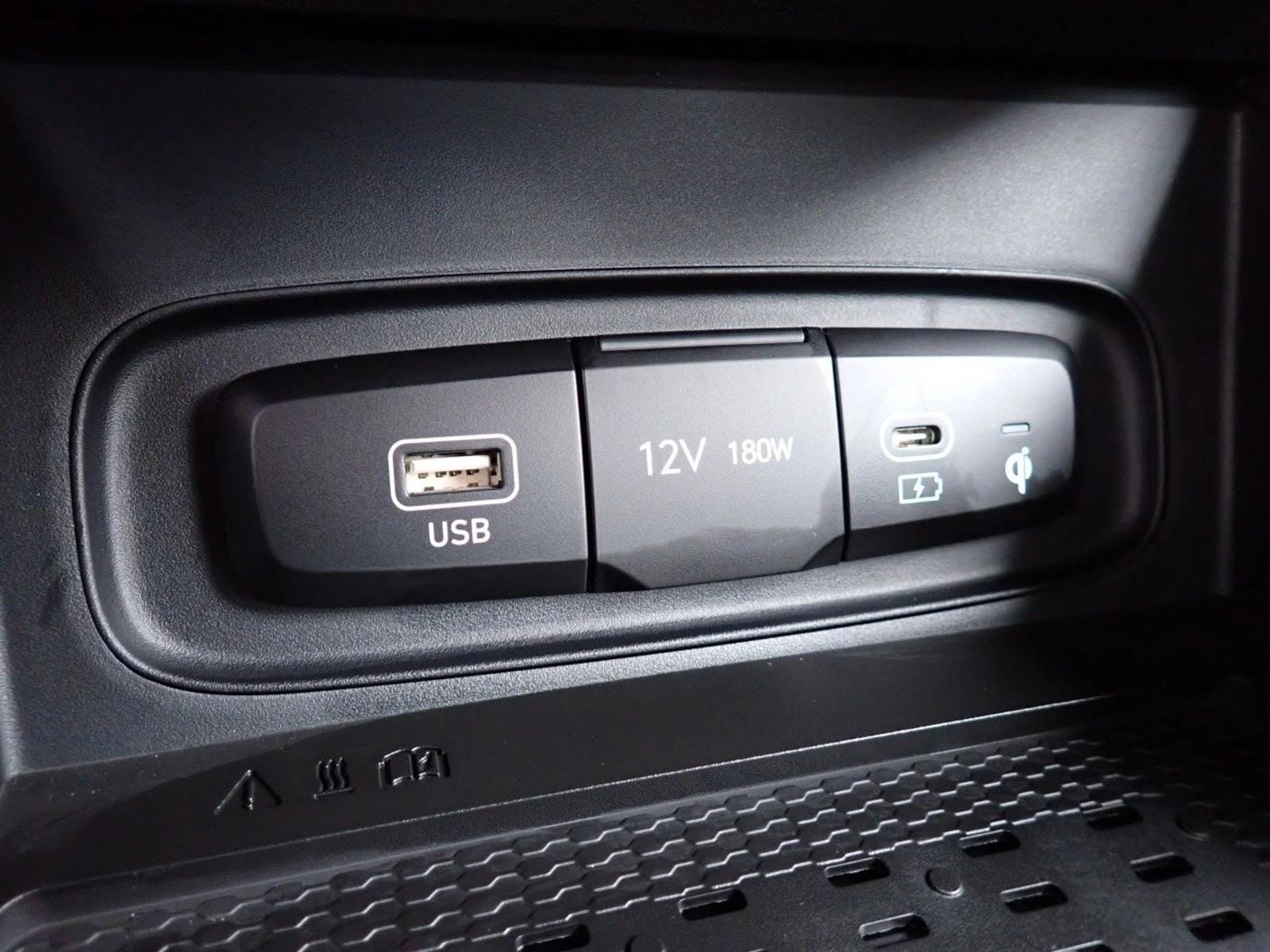 2026 Hyundai Venue SEL - Photo 19