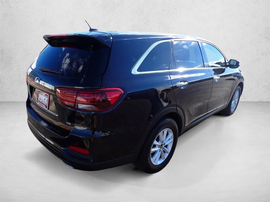 Used 2019 Kia Sorento LX V6 SUV