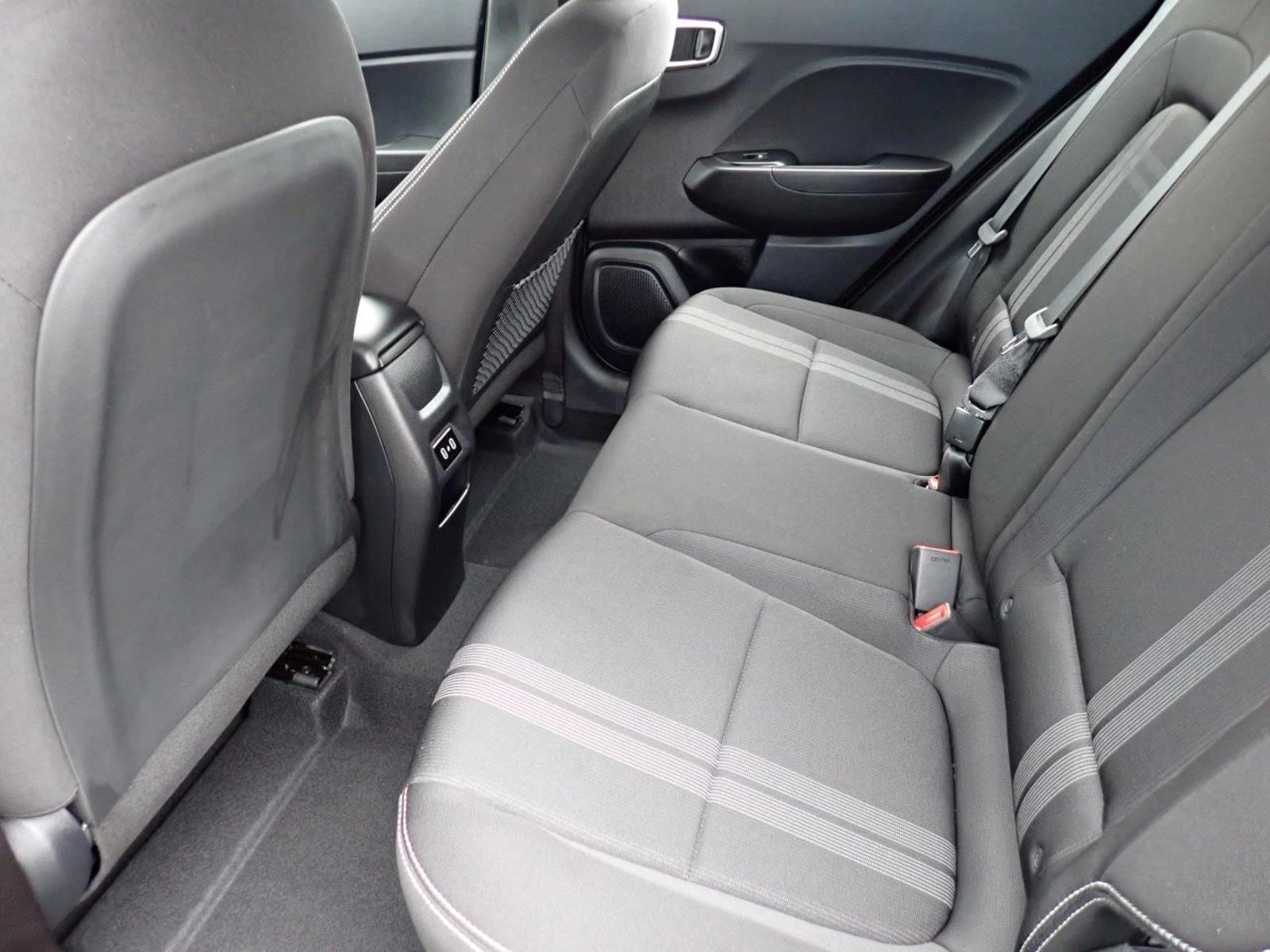 2026 Hyundai Venue SEL - Photo 9