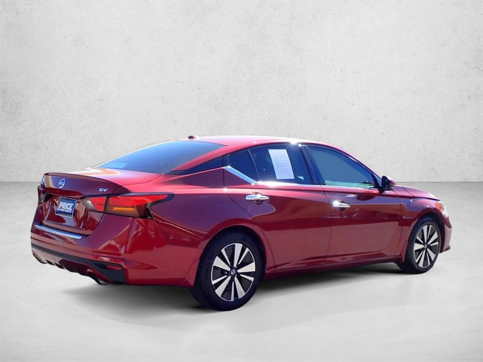 Used 2020 Nissan Altima 2.5 SV Sedan