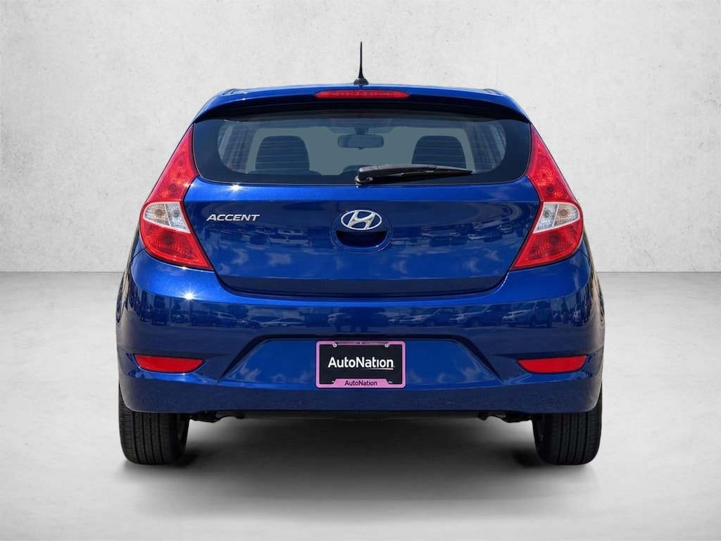 Used 2014 Hyundai Accent SE Hatchback
