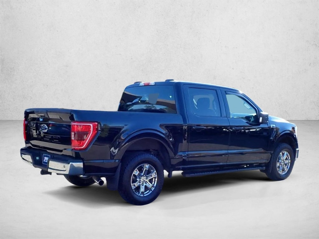 Used 2021 Ford F-150 XLT Truck SuperCrew Cab