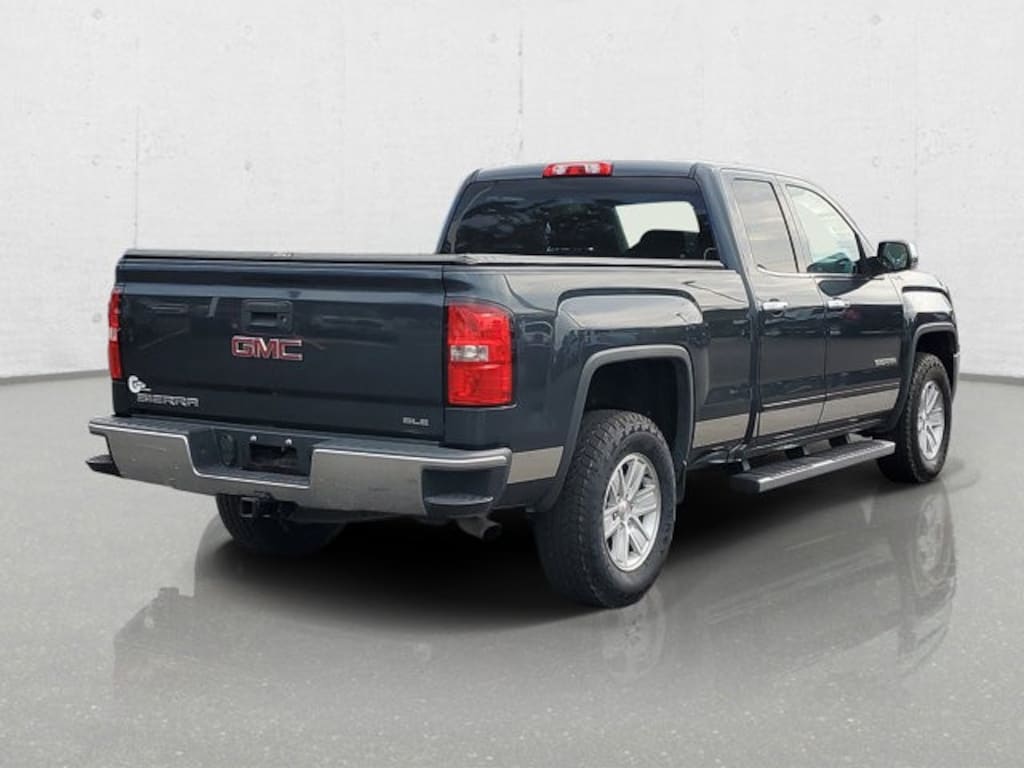 Used 2017 GMC Sierra 1500 SLE Truck