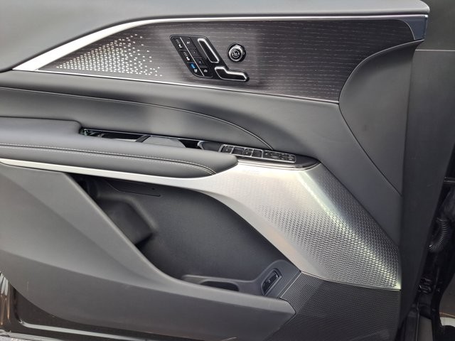 2026 Cadillac LYRIQ V Premium - Photo 20