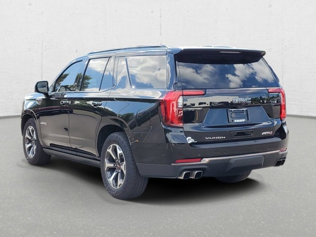 Used 2025 GMC Yukon AT4 Ultimate SUV