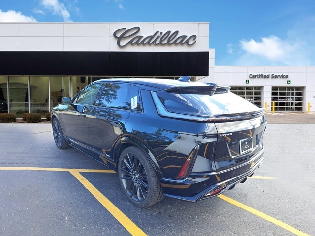 2026 Cadillac LYRIQ V Premium - Photo 3