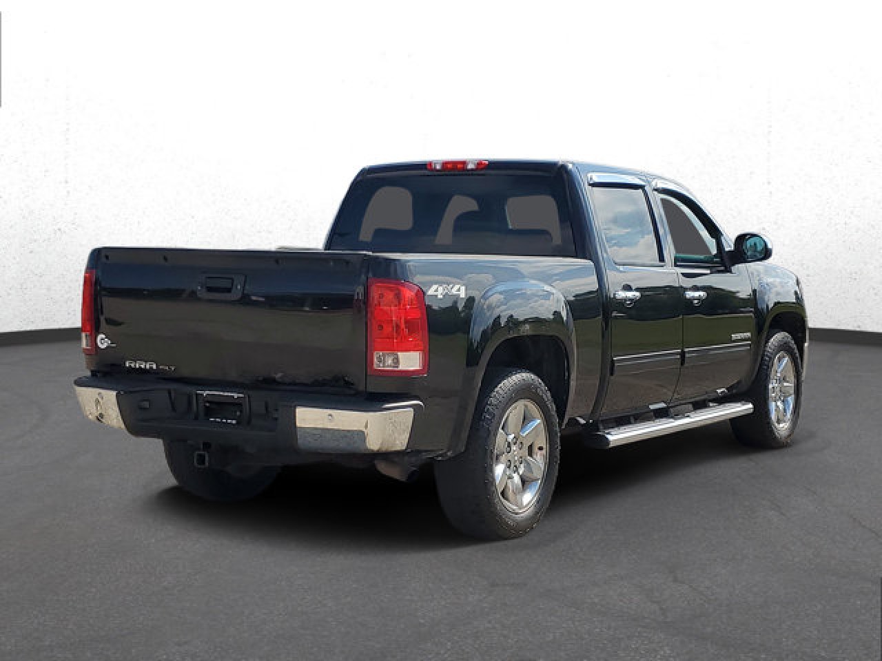 Used 2013 GMC Sierra 1500 SLT Pickup Truck