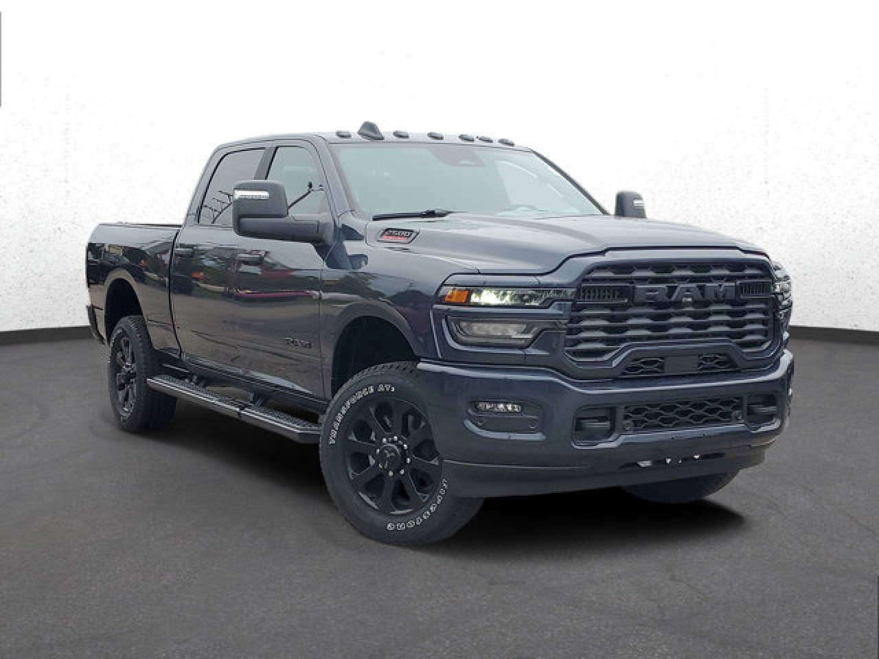 2026 Ram 2500 BIG HORN CREW CAB 4X4 6'4 BOX Pickup