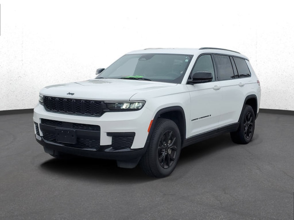 Used 2024 Jeep Grand Cherokee L Altitude SUV