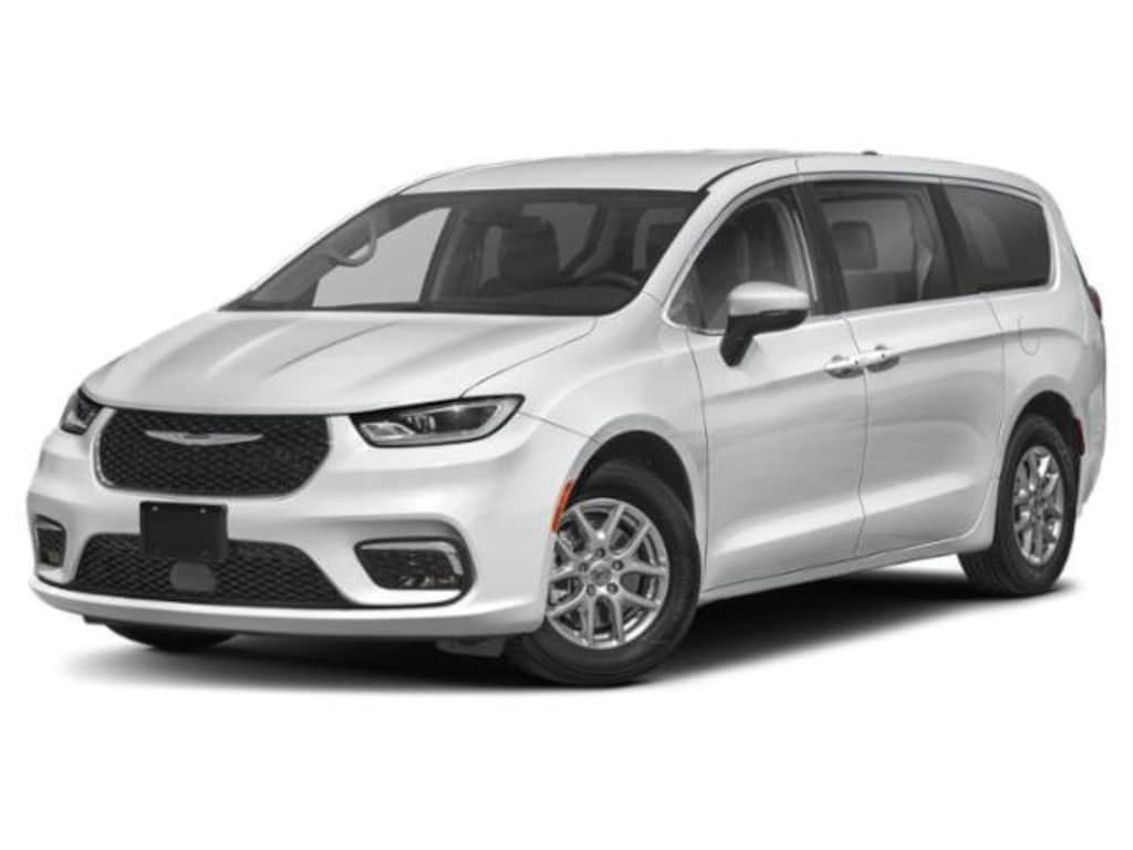 Used 2023 Chrysler Pacifica Touring L