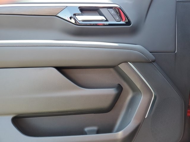 2026 Chevrolet Tahoe LS - Photo 21