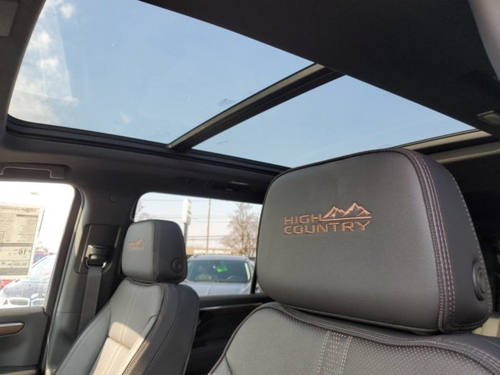 2025 Chevrolet Suburban High Country - Photo 56